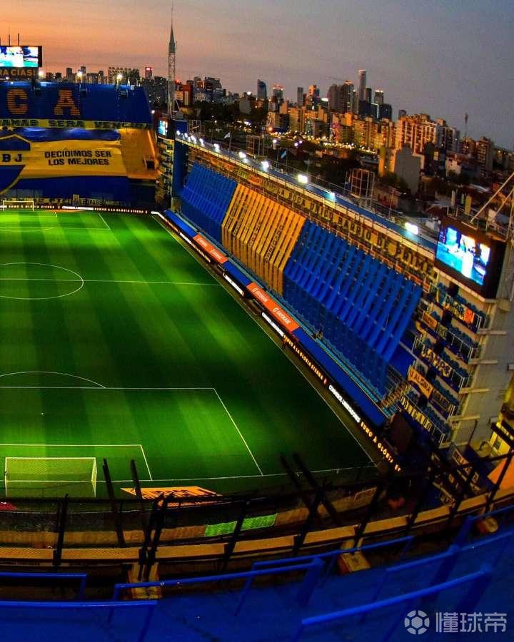 阿根廷队今天在糖果盒球场开启了2022年世界杯预.