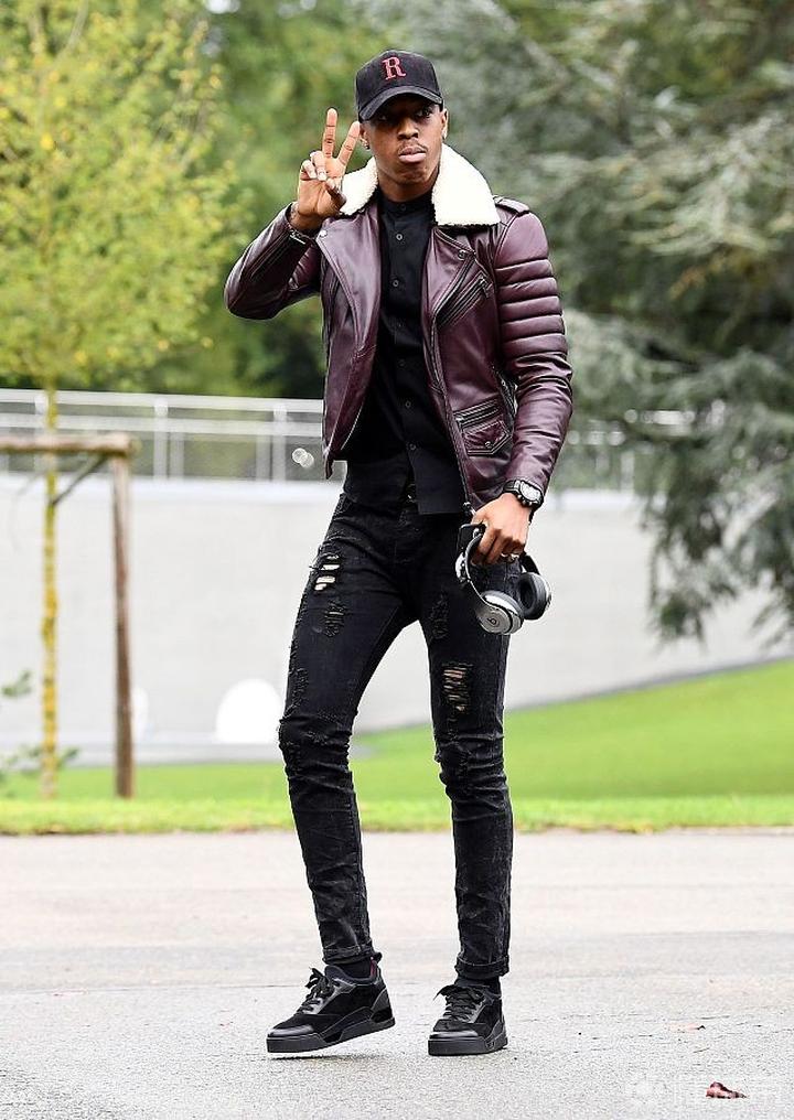 图集:法国国家队集结,姆巴佩,科曼手比666