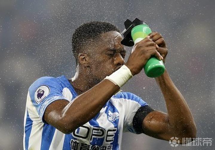 荷媒与阿尔克马尔抢富勒姆想买断孔戈洛