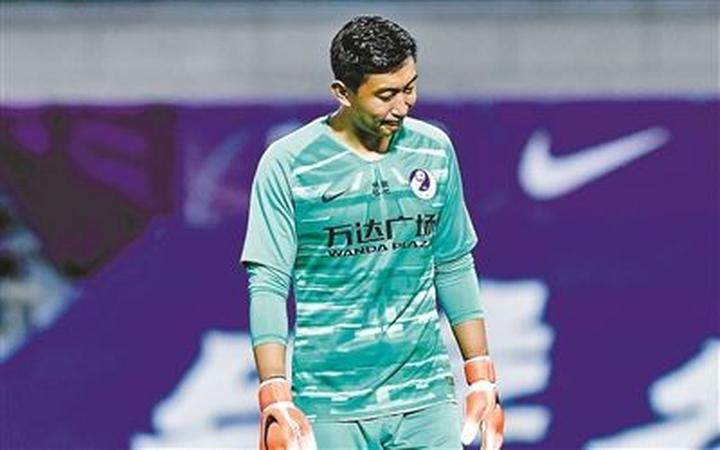 大连人对阵深圳赛后评分两个亮点龙东进球四黄