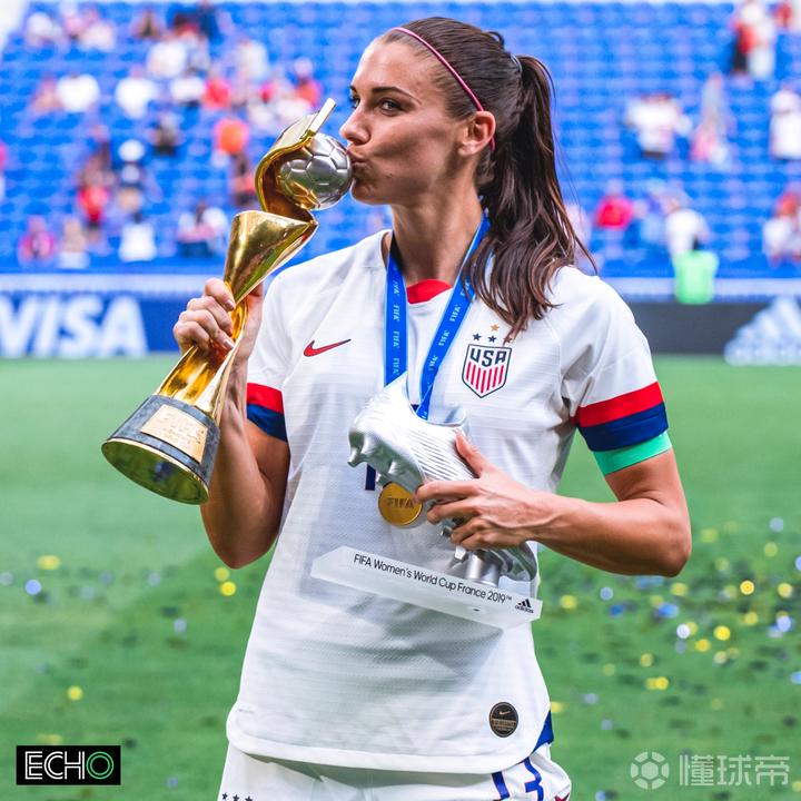 美国女足国脚两届世界杯冠军得主亚历克斯摩根租